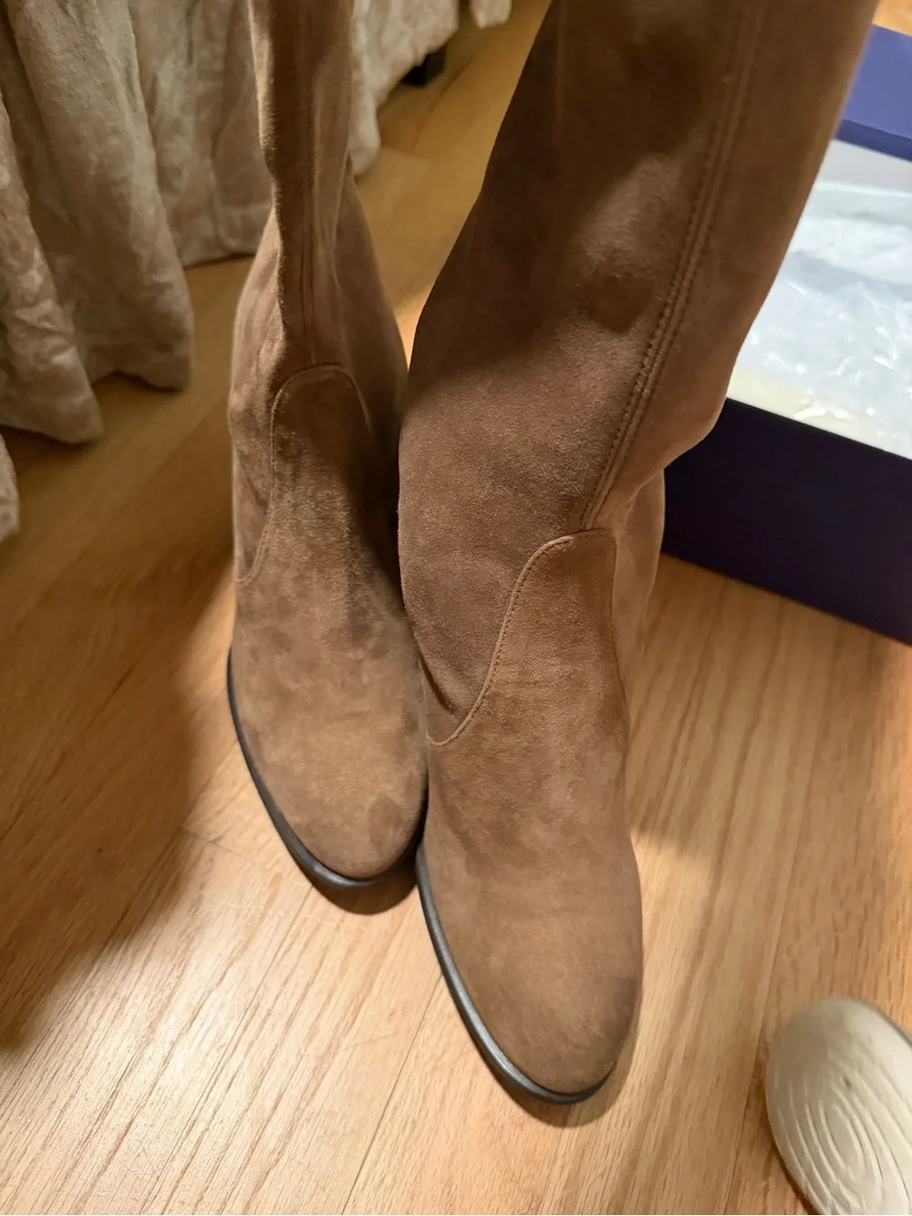 New In Box - Stuart Weitzman Hiline Suede Boot in Nutmeg